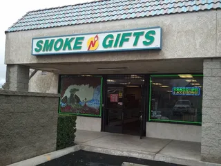 Smoke & Gifts