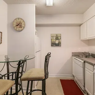 Open Dining &amp; Kitchen