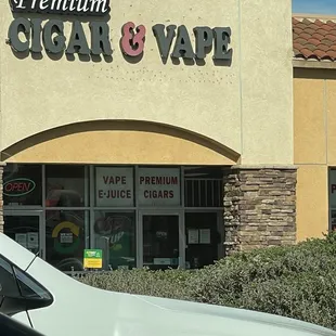 Premium Cigar & Vape