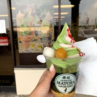 Mixed Maiko Special with Strawberry and Strawberry Drizzle