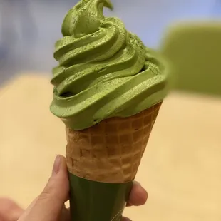 Matcha and jasmine tea soft serve ($5.50)