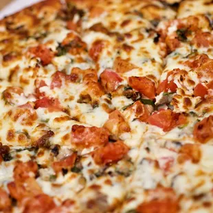 🍅🍄🇬🇷Mediterranean Pizza (EVOO, Garlic basil, mushrooms, fresh tomatoes, feta &amp; Mozz)🍅🍄🇬🇷 ($24/Lg[14"])