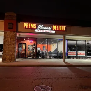 the outside of a restaurant