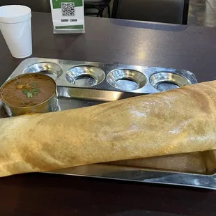 Dosa with chettinad chicken curry (5/5)
