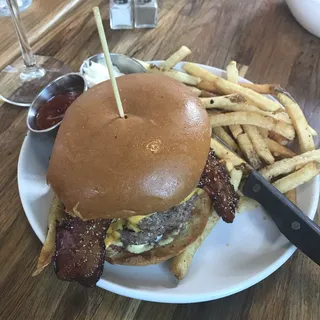 Commoner's Burger