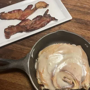 Cinnamon bun w/ side of bacon