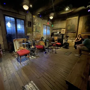 a group of people sitting in a room