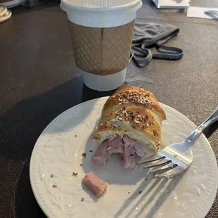 Ham &amp; Gruyère roll, 12 oz London Fog in the cup