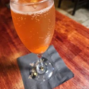 Champagne cocktail