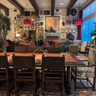 The lobby of the Graduate Hotel is stunning