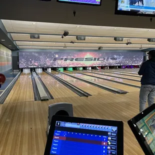 Bowling alley
