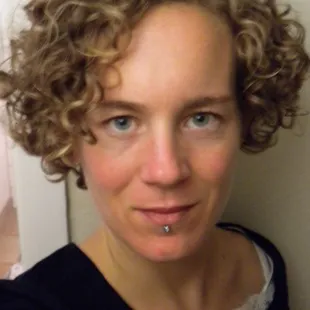 Obviously I'm not a model or professional photographer, but you get the picture.