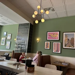 sushi and sashimi, interior