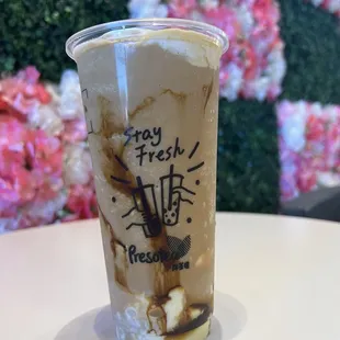 flan cafe frap with sea cream