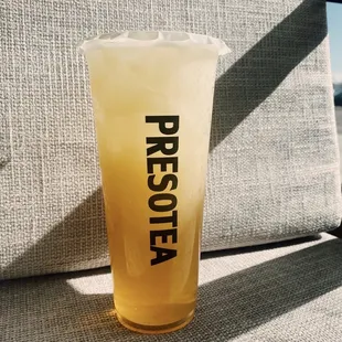 White Peach Oolong Tea