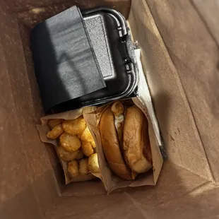 Outlaw sandwich, hash browns, monkey bread