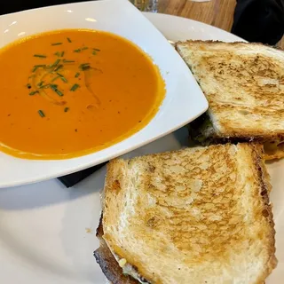 Roasted Tomato Soup and Grilled Cheese