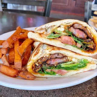 Black & Bleu Steak Salad