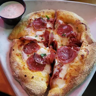 Individual pepperoni pizza