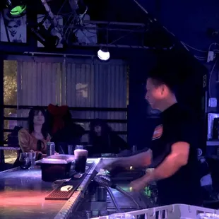 BOOGIE A GO GO - Dec 6 2018