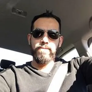 Roberto V.