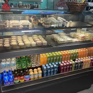 food, dessert, cupcakes