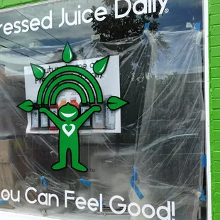 Pressed Juice Daily - window (07AUG2015, prior to opening)
