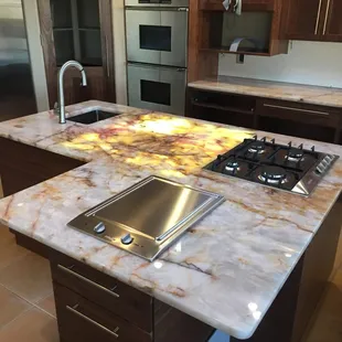 Underlit 3cm Lumix Countertop.