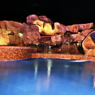 Swimming Pool Water Feature
