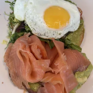 Smoked Salmon Guacamole egg