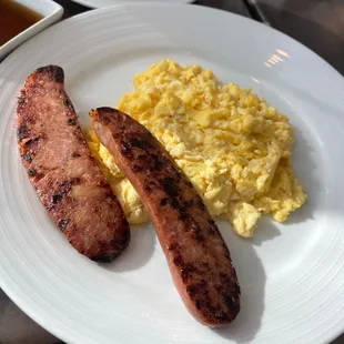 Scrambled Eggs and Chicken Sausage