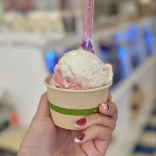 Strawberry cheesecake gelato
