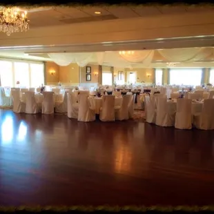 Grand Ballroom w/ seating up to 250