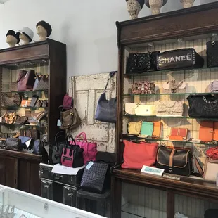 Chanel, Louis, Hermès