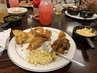 Southern Style Eatery