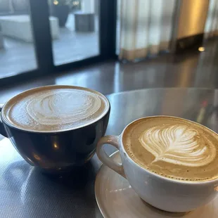 Fig latte and cappuccino