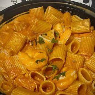 Penne Alla Vodka - Large w/ shrimp - sub rigatoni