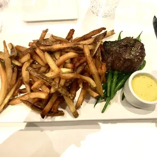 6 oz. Prime Filet &amp; Frites