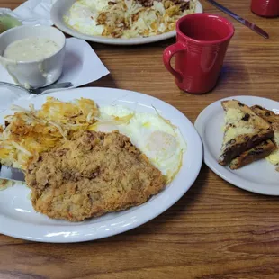 Chicken fried steak and eggs.   Great gravy.