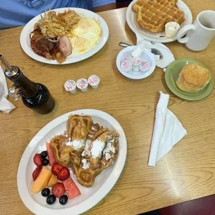 Chicken &amp; waffles