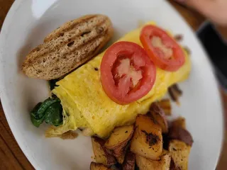 Hester's Cafe & Coffee Bar - Six Points