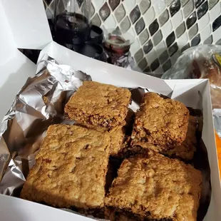 These bad boys was everything, it makes a  cheat day item for sure.  Loved how they were still warm like they recently came out the oven!