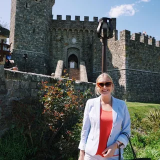 Caroline L.
