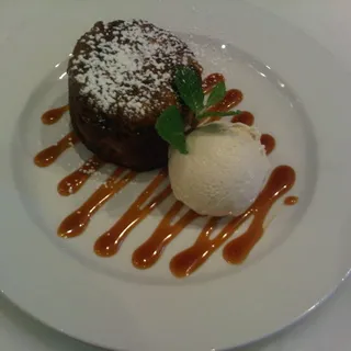 Warm Apple Walnut Cake