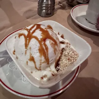 Hot Apple Brown Betty