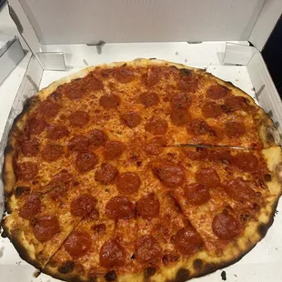 Large Pepperoni Pizza