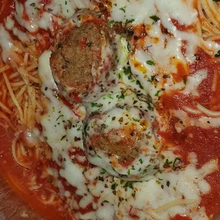 Spaghetti with 2 lil meatballs