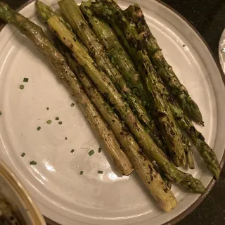 Jumbo Asparagus