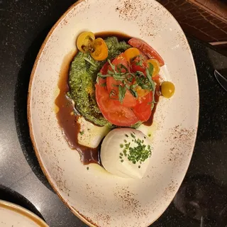 BURRATA CAPRESE