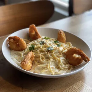 Spaghetti Parmesan with shrimp